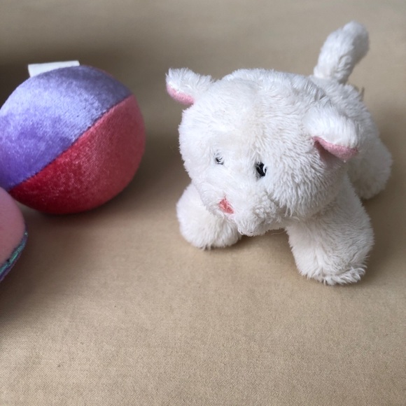 My Little Kitty Gund Zip Up Carrying Case with White Cat Dish and Ball Fabric - Picture 2 of 14